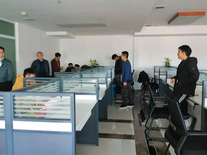 鼎駿-銷售辦公室一角
